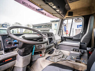 2004-renault-kerax-370-1414763-45396356