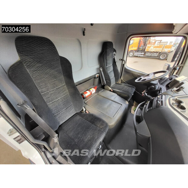 2017 Mercedes-Benz Atego 1318-45396652