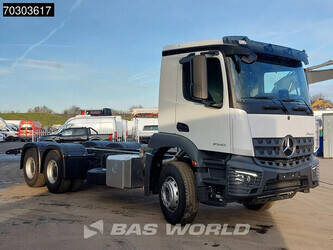 2024-mercedes-benz-arocs-3340-1389721-45396758