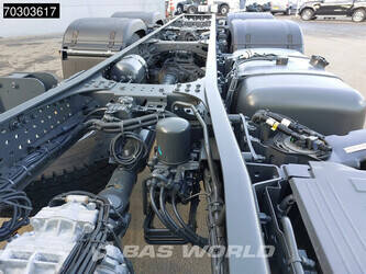 2024-mercedes-benz-arocs-3340-1389721-45396762