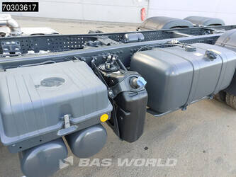 2024-mercedes-benz-arocs-3340-1389721-45396763