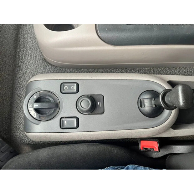 2018 DAF LF 210 FA 12 TN-45396840