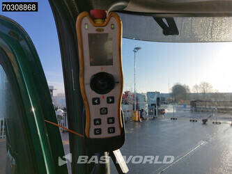 2016-mercedes-benz-arocs-1833-1414779-45397215