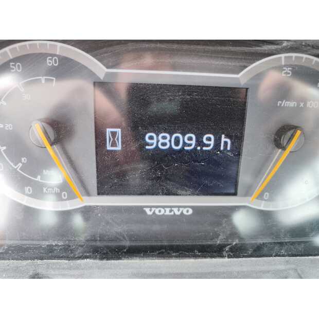 2017 Volvo L110H-45403475