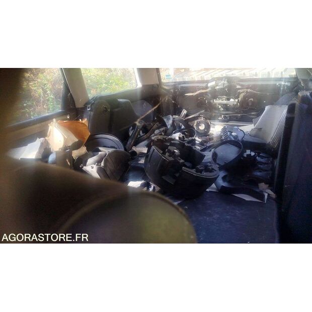 2002 أودي A6-45410193