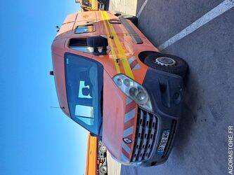 2011-renault-master-1414837-45410323