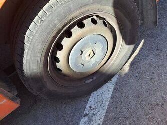 2011-renault-master-1414837-45410329