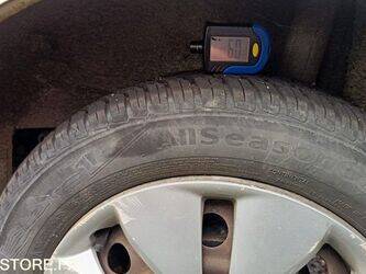 2009-citroen-c1-1414840-45410359