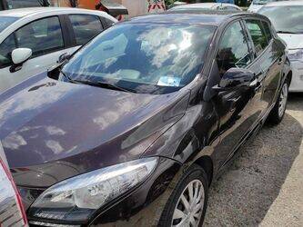 2013-renault-megane-1414845-45410393