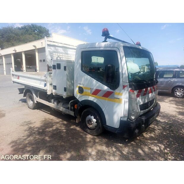 2012 Renault Maxity-45410437