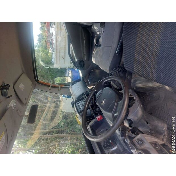 2012 Renault Maxity-45410441