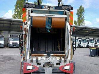 2006-renault-premium-1414859-45410451