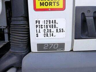 2006-renault-premium-1414859-45410454