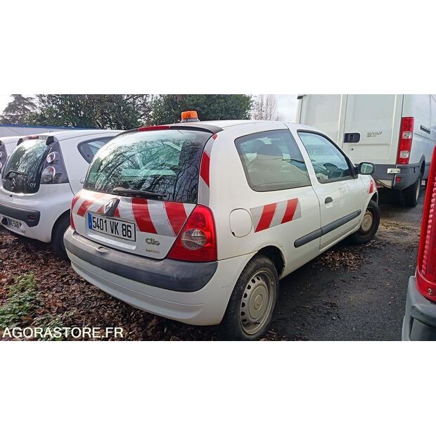 2005 رينو Clio-45410456