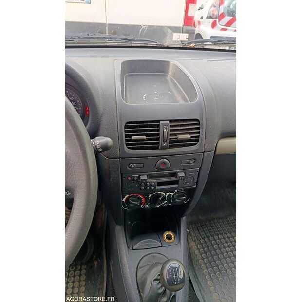 2005 رينو Clio-45410470