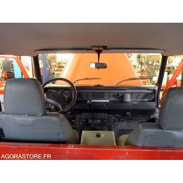 2001 Land Rover Defender-45410501