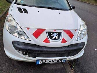 صورة ل سيارات 2010 بيجو 206