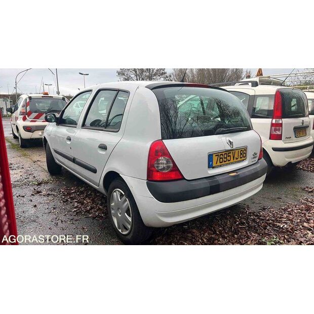2005 Renault Clio-45410612