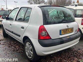 2005-renault-clio-1414877-45410612