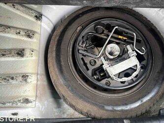 2005-renault-clio-1414877-45410616