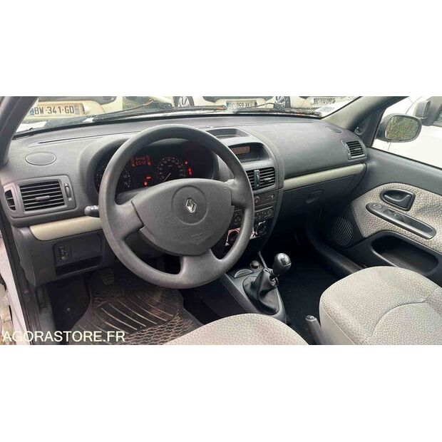 2005 Renault Clio-45410622