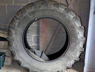 صورة ل الإطارات أخرى