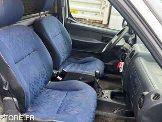 2008-peugeot-partner-1414891-45410732