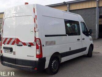 2014-renault-master-1414900-45410851