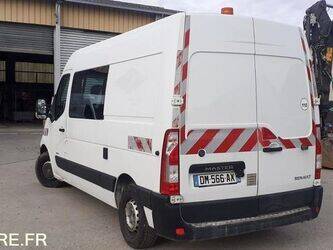 2014-renault-master-1414900-45410852