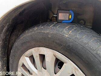 2009-citroen-c2-1414906-45410917