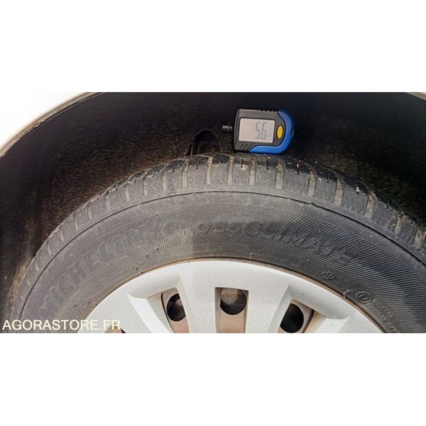 2009 سيتروين C2-45410926