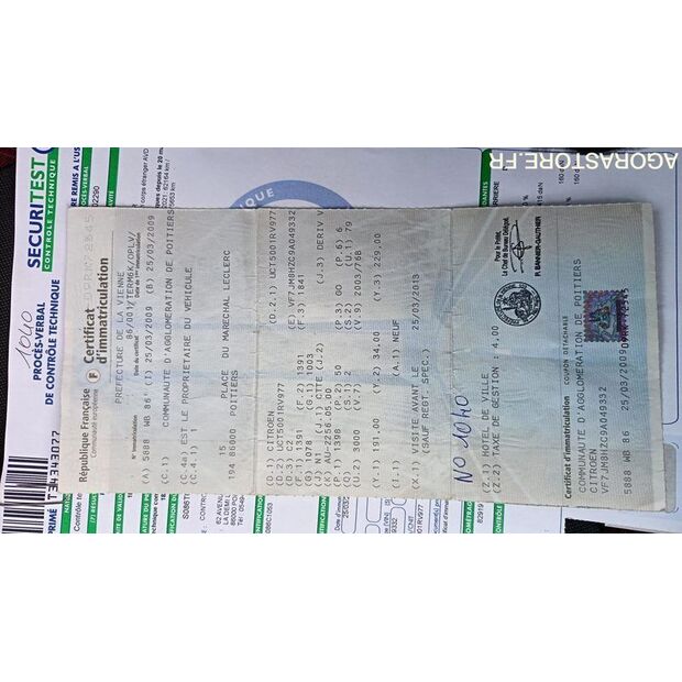 2009 سيتروين C2-45410928