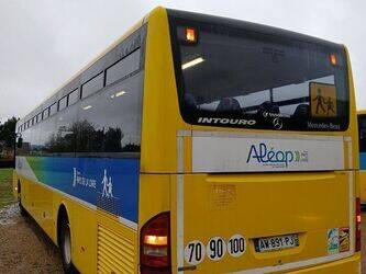 2010-mercedes-benz-intouro-1414913-45410961