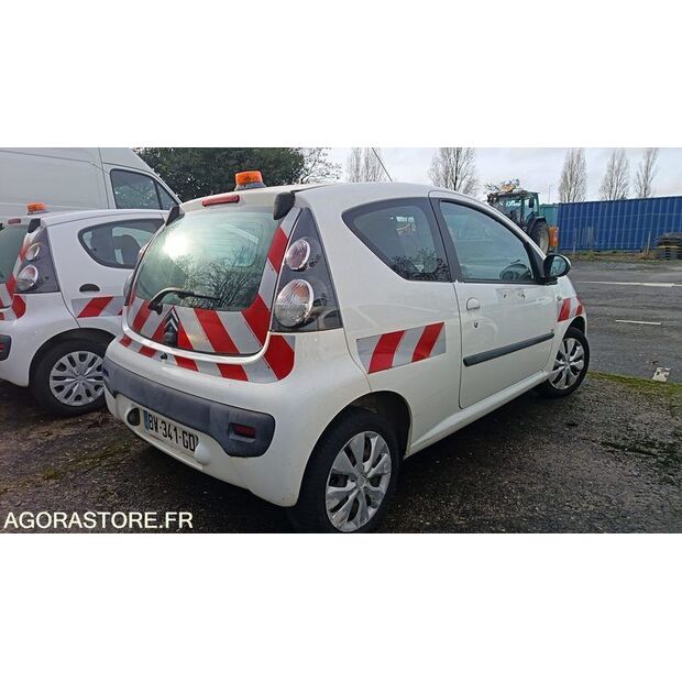 2011 سيتروين C1-45410995