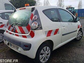 2011-citroen-c1-1414919-45410995