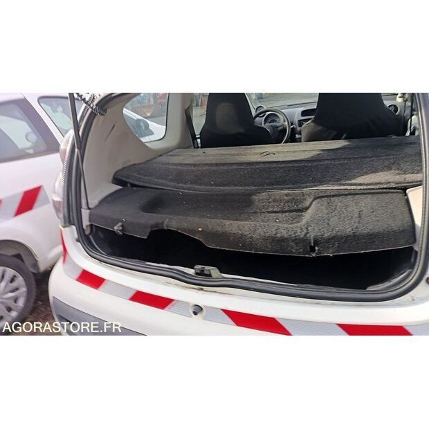 2011 سيتروين C1-45411001