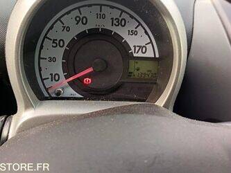 2011-citroen-c1-1414919-45411003