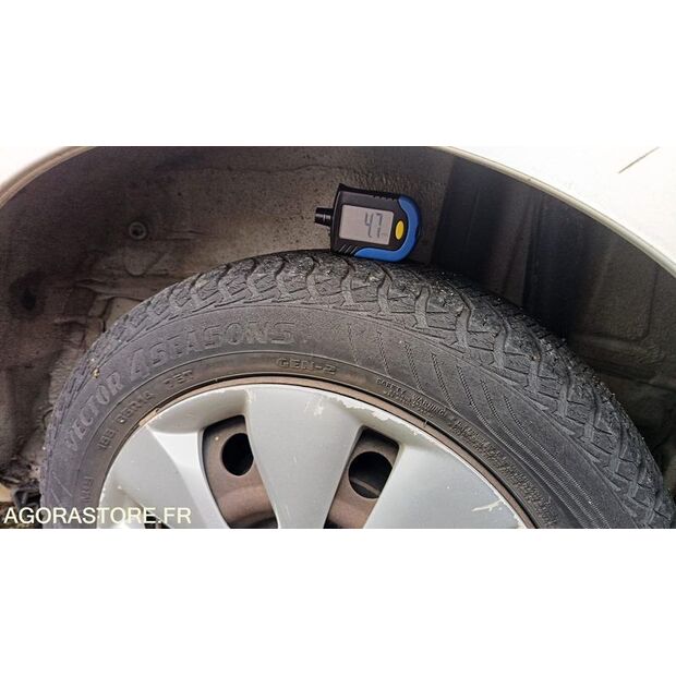 2011 سيتروين C1-45411008