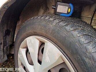 2011-citroen-c1-1414919-45411016