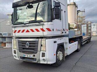 صورة ل شاحنات 2011 رينو Magnum