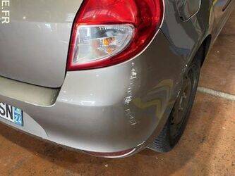 2010-renault-clio-1414927-45411112