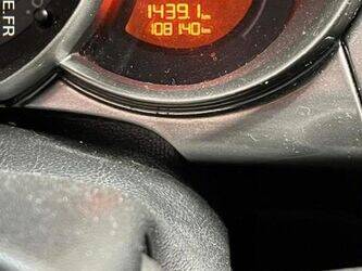 2011-citroen-c3-1414929-45411121