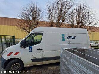 2014-renault-master-1414938-45411162