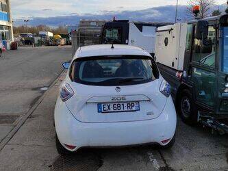 2018-renault-zoe-1414955-45411277