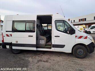 2014-renault-master-1414956-45411281