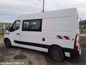 2014-renault-master-1414956-45411283