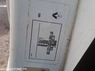 2014-renault-master-1414956-45411292