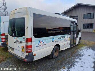 2015-mercedes-benz-sprinter-1414958-45411313