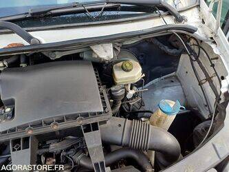 2015-mercedes-benz-sprinter-1414958-45411317