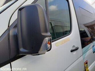 2015-mercedes-benz-sprinter-1414958-45411333